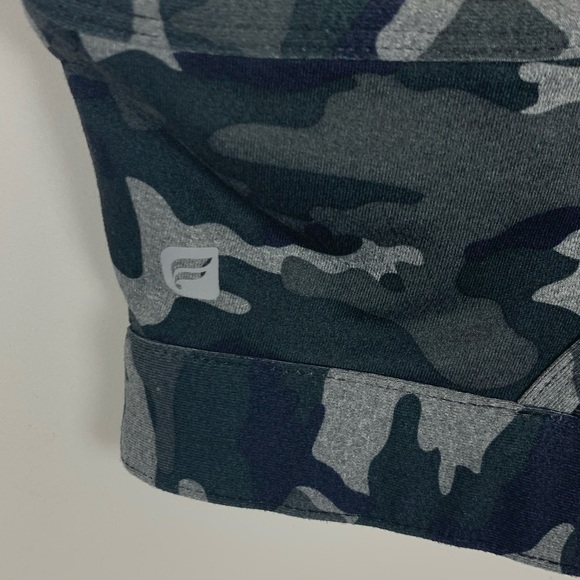 ** SOLD ** FABLETICS Sylvia Camo Sports Bra - Picture 5 of 6